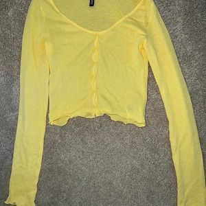 Top & Bottoms Bundle!
H&M Cardigan and Skirt